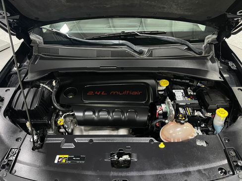 Used 2022 Jeep Compass Trailhawk image 25