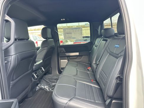 New 2025 Ford F150 Platinum w/ FX4 Off-Road Package image 11