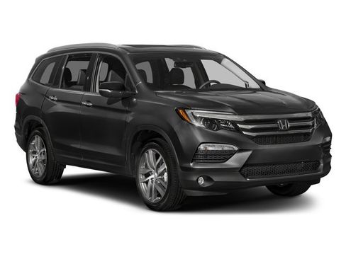 Used 2017 Honda Pilot Elite image 6