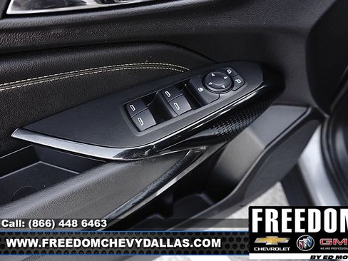 Certified 2025 Chevrolet Trax LT w/ Driver Confidence Package FWD image 30