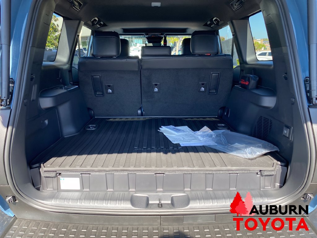 New 2027 Toyota Land Cruiser w/ Premium Package AWD/4WD image 20