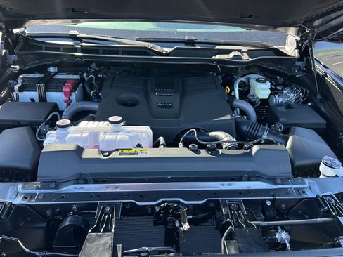 New 2026 Toyota Tundra SR5 AWD/4WD image 25