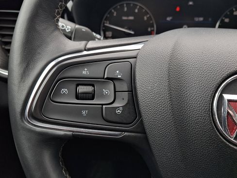 Used 2022 Buick Envision Preferred image 19