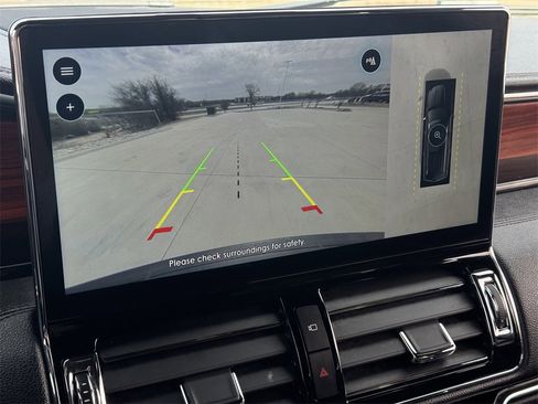 Used 2024 Lincoln Navigator L 4WD image 16