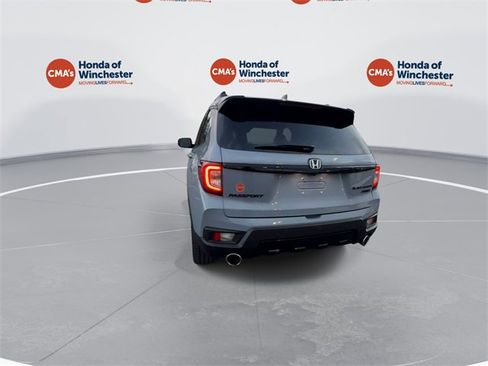 Certified 2024 Honda Passport Black Edition image 8