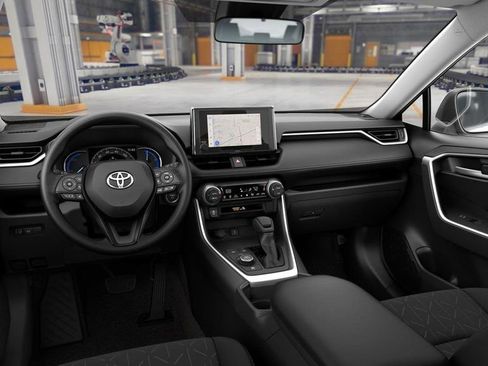 New 2025 Toyota RAV4 XLE image 19