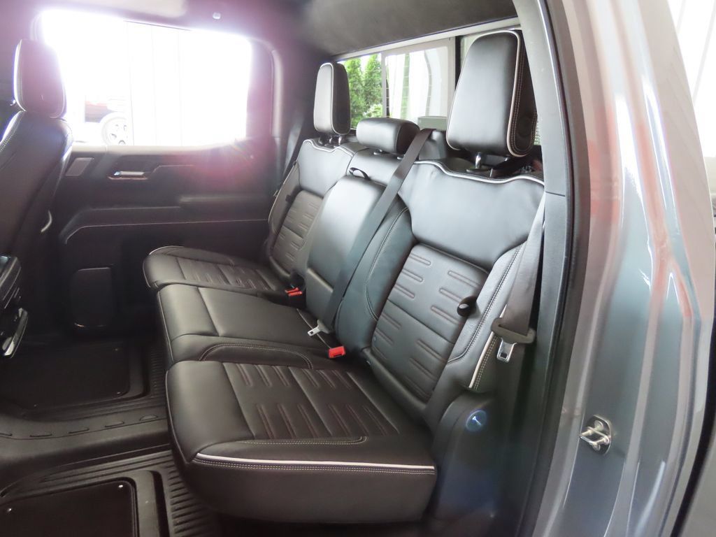 Used 2024 GMC Sierra 1500 AT4X AWD/4WD image 29