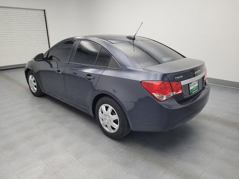 Used 2016 Chevrolet Cruze LS FWD image 3