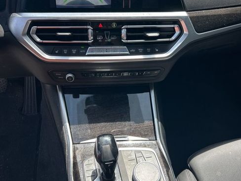 Used 2020 BMW 330i Sedan w/ Premium Package image 10
