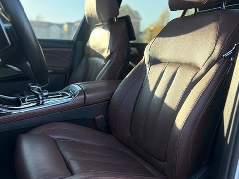 Used 2020 BMW X7 xDrive40i w/ M Sport Package image 12