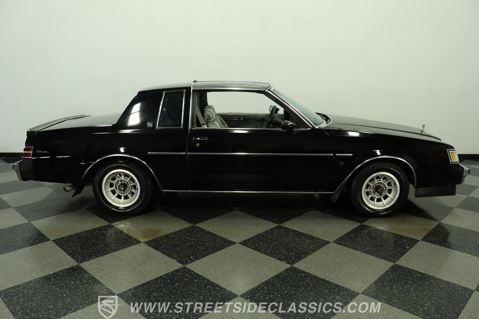 Used 1987 Buick Regal Coupe RWD image 13