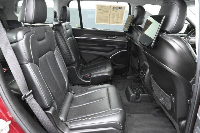 Used 2023 Jeep Grand Cherokee L Limited w/ Luxury Tech Group II AWD/4WD image 33