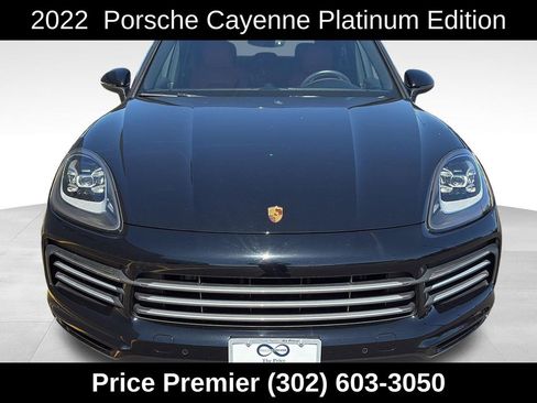 Used 2022 Porsche Cayenne image 1