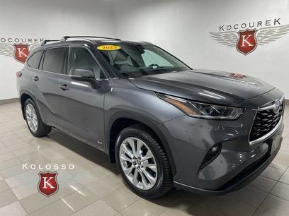 Used 2023 Toyota Highlander Limited