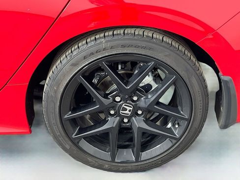 Used 2025 Honda Civic Sport image 27