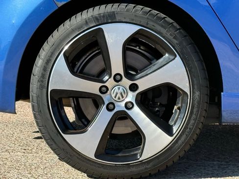 Used 2013 Volkswagen Golf R 4-Door image 50