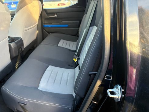 Used 2024 Toyota Tacoma TRD Off-Road image 20