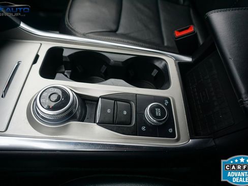 Used 2023 Ford Explorer Limited image 41