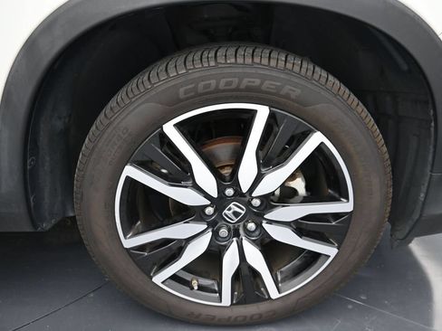 Used 2019 Honda Pilot Elite image 14