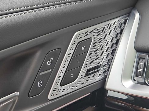 Used 2025 BMW X1 xDrive28i w/ Convenience Package image 31