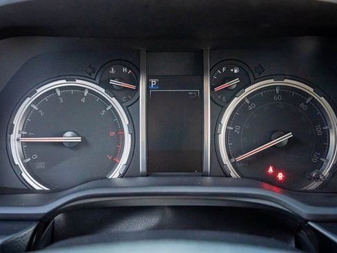 Used 2021 Toyota 4Runner TRD Off-Road Premium image 19