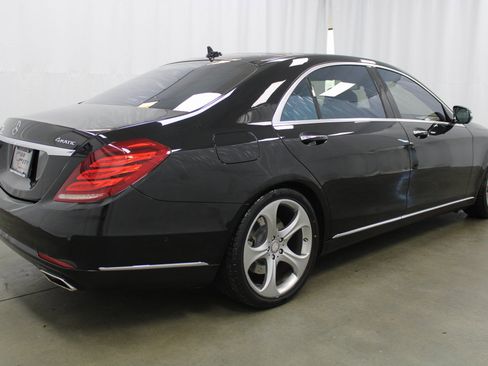 Used 2015 Mercedes-Benz S 550 4MATIC Sedan image 5
