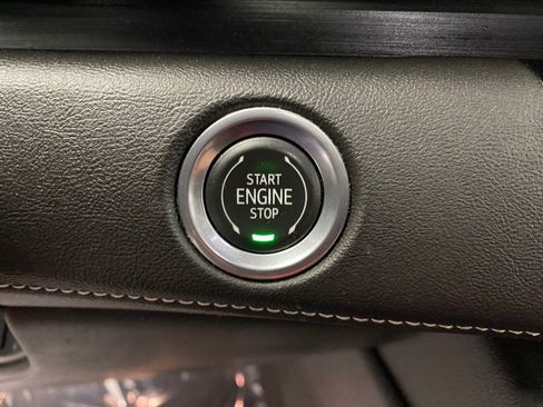 Used 2023 Cadillac Escalade Premium Luxury w/ LPO, Floor Liner Package AWD/4WD image 30