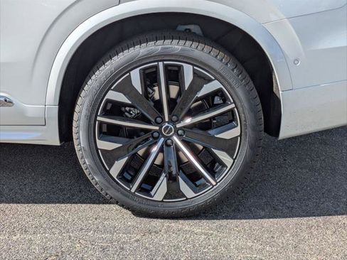New 2026 Volvo XC90 T8 Ultra w/ Protection Package Premier image 6