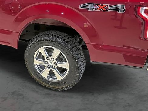 Used 2018 Ford F150 XLT w/ Equipment Group 302A Luxury AWD/4WD image 11