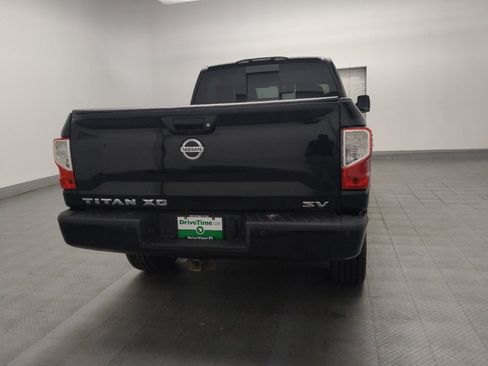 Used 2017 Nissan Titan SV RWD image 7