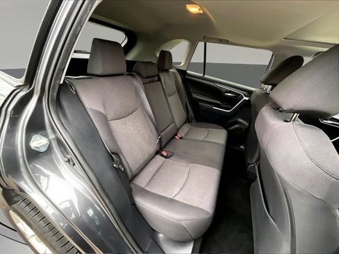 Used 2019 Toyota RAV4 XLE w/ Convenience Package AWD/4WD image 28