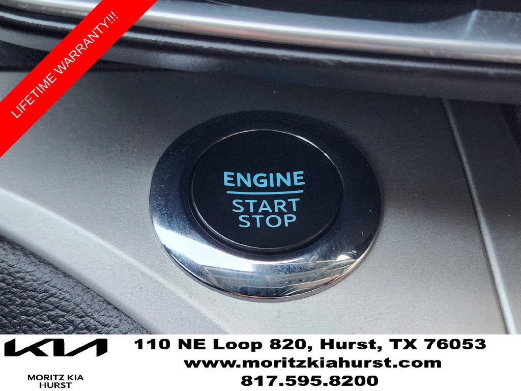 Used 2023 Ford Explorer XLT w/ Equipment Group 202A RWD image 17