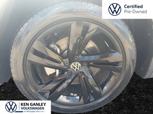 Used 2024 Volkswagen Tiguan SE R-Line AWD/4WD image 9