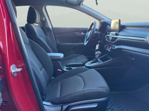 Used 2019 Kia Forte LXS image 19