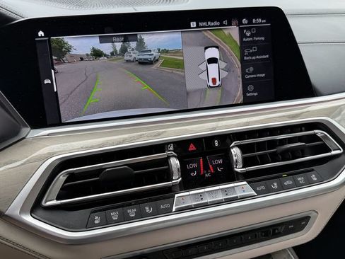 Used 2019 BMW X7 xDrive40i w/ Premium Package AWD/4WD image 4