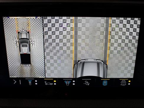 Used 2023 GMC Sierra 1500 Denali w/ Technology Package image 18