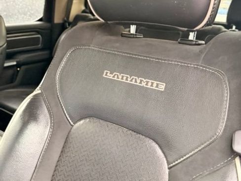 Used 2019 RAM 1500 Laramie AWD/4WD image 8