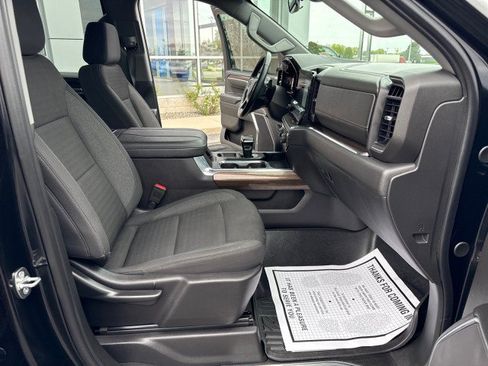 Used 2024 Chevrolet Silverado 1500 RST AWD/4WD image 29