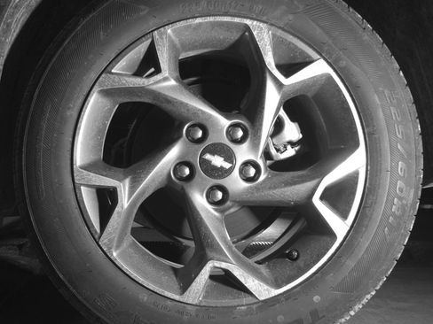 Used 2025 Chevrolet Trax LT image 14