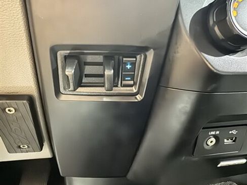 Used 2015 Ford F150 XL w/ Equipment Group 101A Mid AWD/4WD image 18