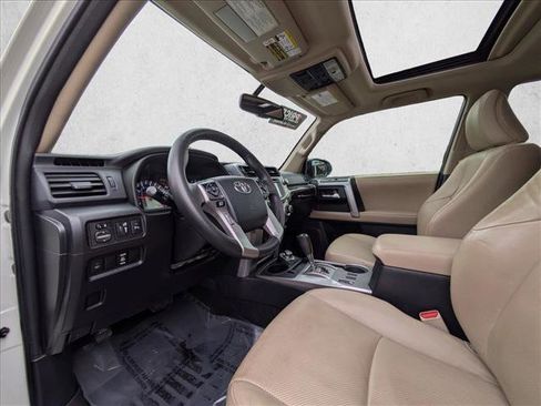 Used 2015 Toyota 4Runner Limited image 16