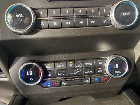 Used 2021 Ford Expedition XLT AWD/4WD image 20