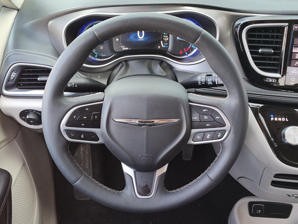 Used 2024 Chrysler Pacifica Limited FWD image 22