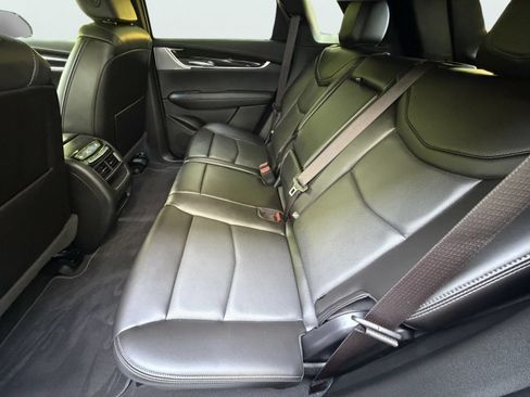 Used 2025 Cadillac XT5 Premium Luxury AWD/4WD image 15