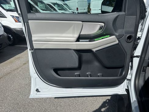 New 2025 Ford Expedition Max Active image 33