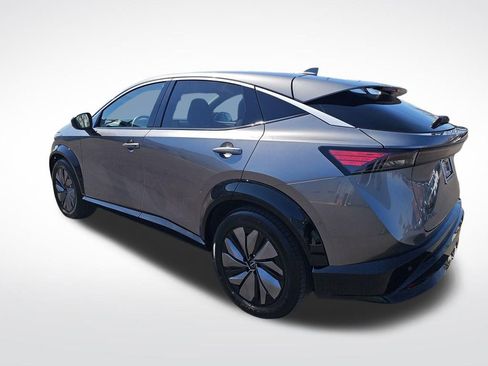 Used 2025 Nissan Ariya FWD image 8