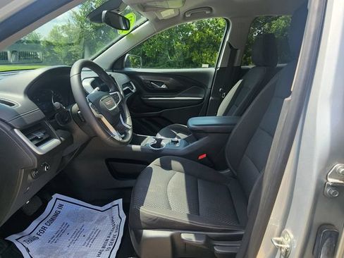 Used 2022 GMC Terrain SLE w/ LPO, Floor Liner Package FWD image 14