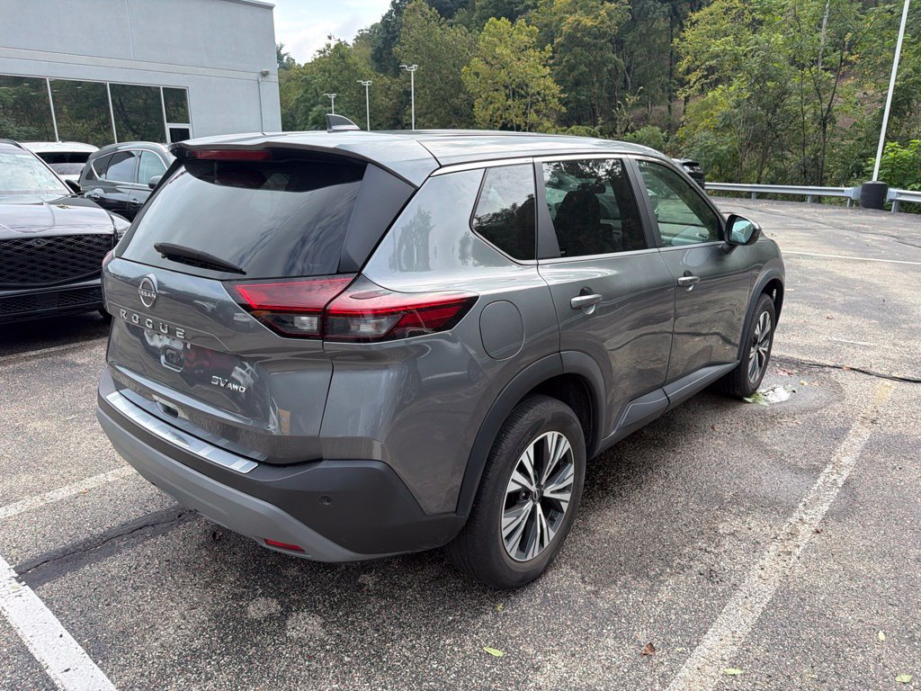 Used 2023 Nissan Rogue SV AWD/4WD image 8