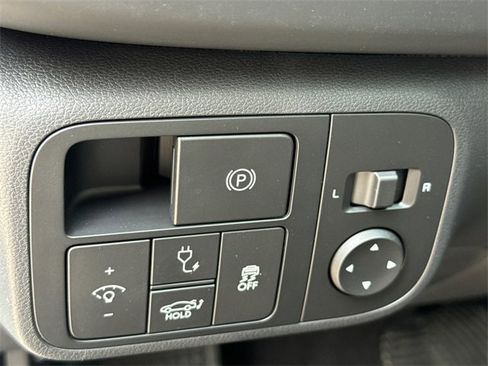 New 2025 Hyundai Ioniq 6 SE image 19