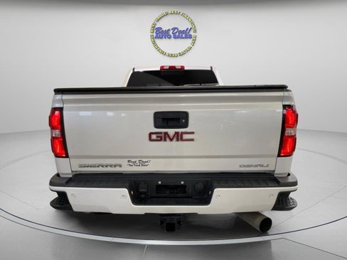 Used 2018 GMC Sierra 2500 Denali w/ Duramax Plus Package image 6